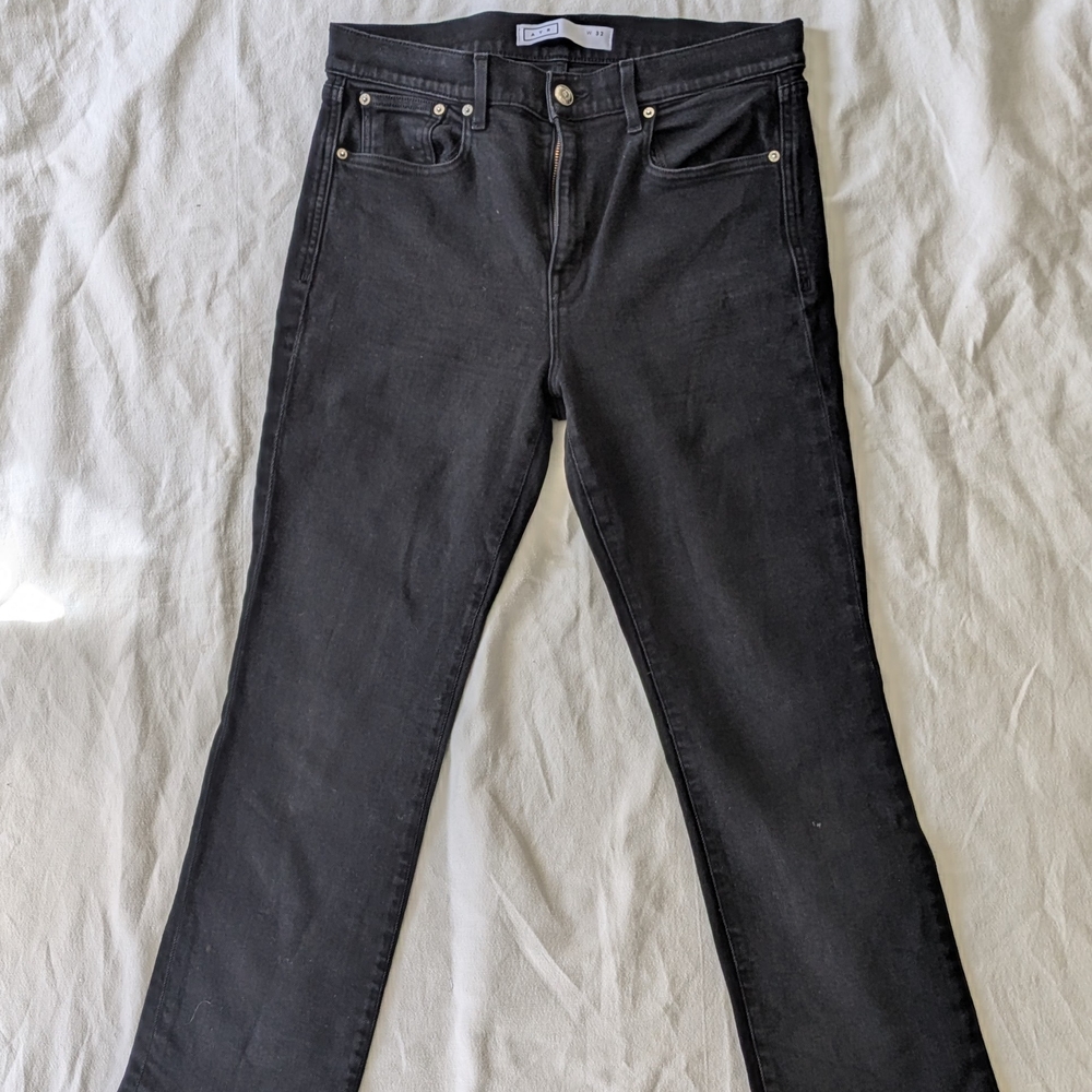 AYR Black Straight Leg Jeans with Comfortable Fit